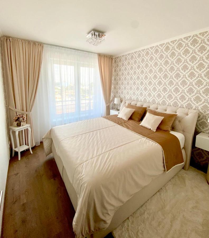 Die Oase - Luxurious Apartment Near The City Center With Free Parking Bratislava Exterior photo